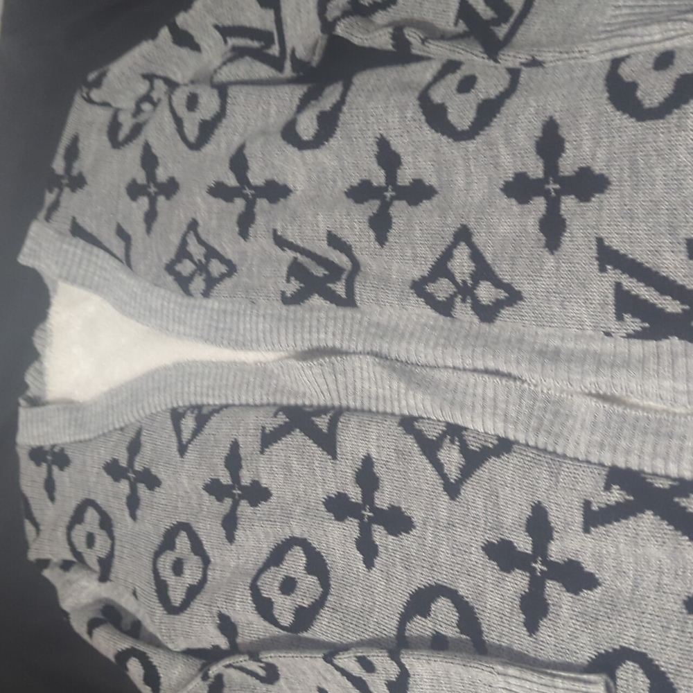 Brand designer Cardigan size L